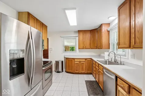 7936 Mann Road Indianapolis IN 46221