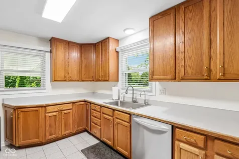 7936 Mann Road Indianapolis IN 46221