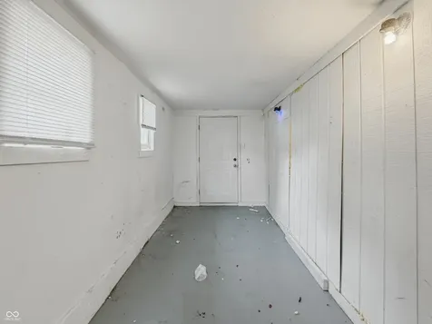 1312 N D Street Elwood IN 46036
