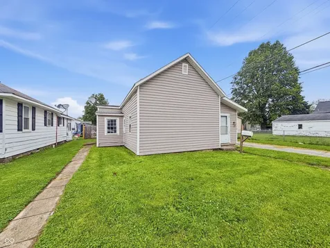1312 N D Street Elwood IN 46036