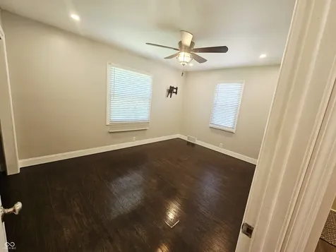 428 Maxwell Road Indianapolis IN 46217