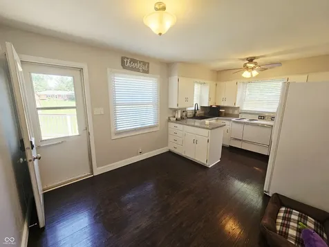 428 Maxwell Road Indianapolis IN 46217