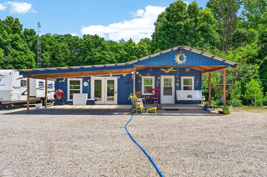 5053 Bittersweet Road Morgantown IN 46160