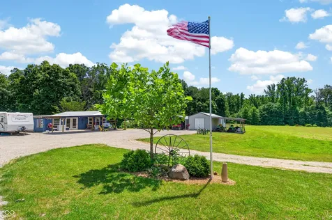 5053 Bittersweet Road Morgantown IN 46160