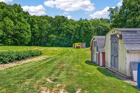 5053 Bittersweet Road Morgantown IN 46160