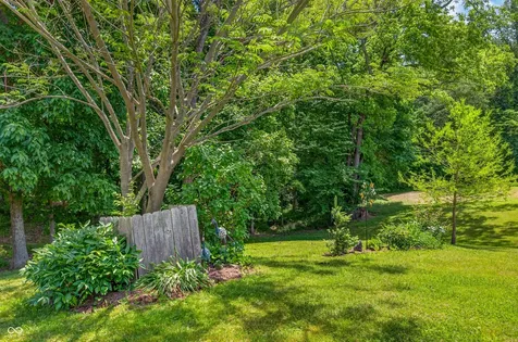 5053 Bittersweet Road Morgantown IN 46160