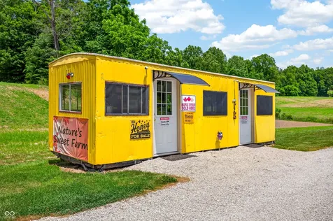 5053 Bittersweet Road Morgantown IN 46160