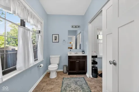 4424 E 37th Street Indianapolis IN 46218