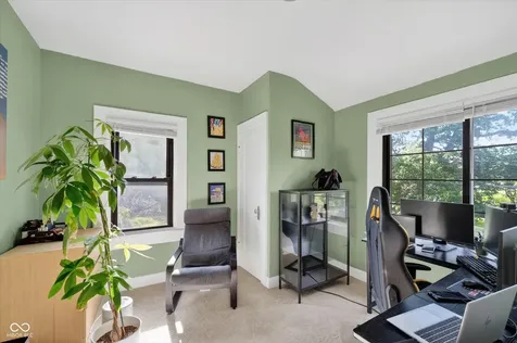 4424 E 37th Street Indianapolis IN 46218