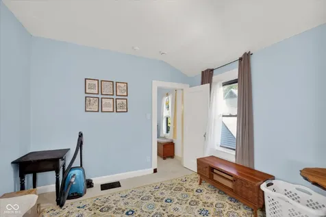4424 E 37th Street Indianapolis IN 46218