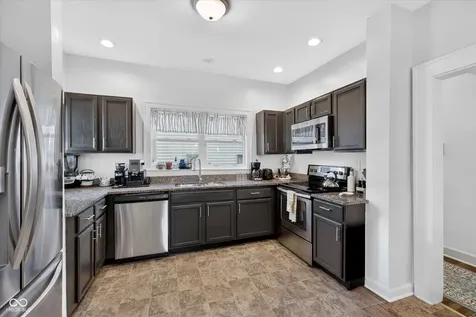 4424 E 37th Street Indianapolis IN 46218