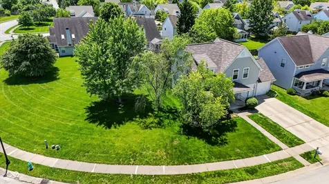 5027 Brookstone Way Indianapolis IN 46268
