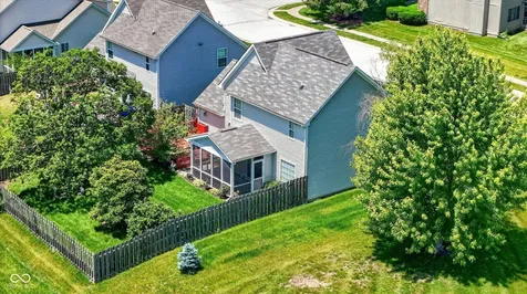 5027 Brookstone Way Indianapolis IN 46268