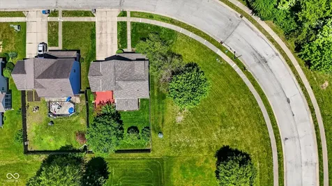 5027 Brookstone Way Indianapolis IN 46268