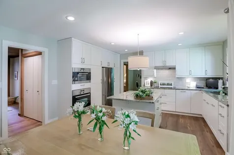 100 Spring Drive Zionsville IN 46077