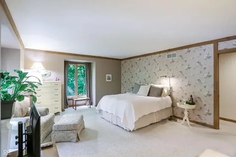 100 Spring Drive Zionsville IN 46077