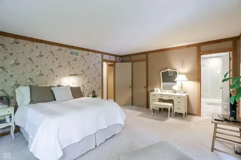 100 Spring Drive Zionsville IN 46077