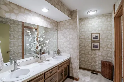 100 Spring Drive Zionsville IN 46077
