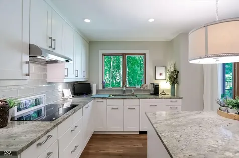 100 Spring Drive Zionsville IN 46077