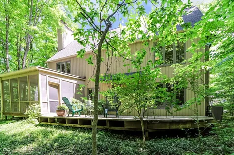 100 Spring Drive Zionsville IN 46077