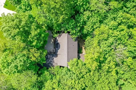 100 Spring Drive Zionsville IN 46077