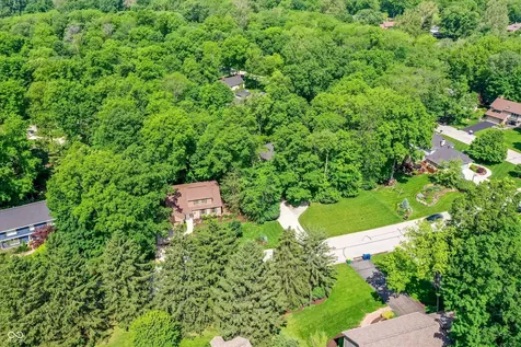 100 Spring Drive Zionsville IN 46077