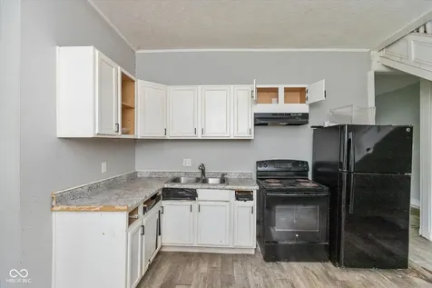 1124 E Perry Street Indianapolis IN 46227