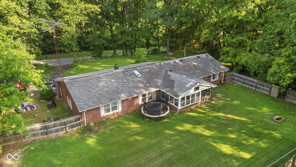 7960 S Sullivan Place Terre Haute IN 47802