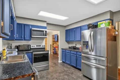 7960 S Sullivan Place Terre Haute IN 47802