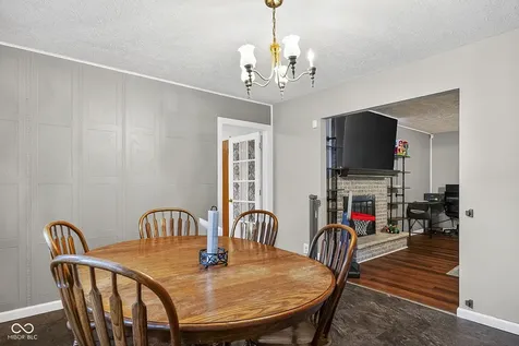7960 S Sullivan Place Terre Haute IN 47802