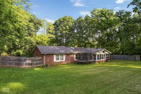 7960 S Sullivan Place Terre Haute IN 47802