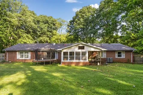 7960 S Sullivan Place Terre Haute IN 47802