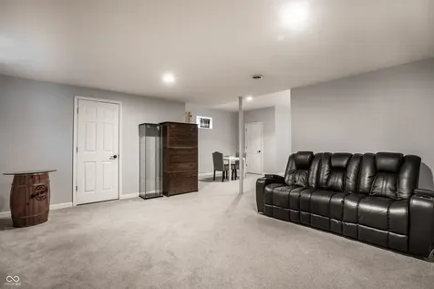 6225 Awl Court Noblesville IN 46062