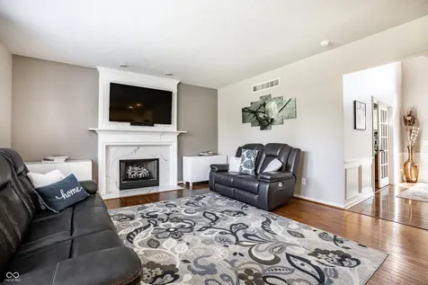 6225 Awl Court Noblesville IN 46062