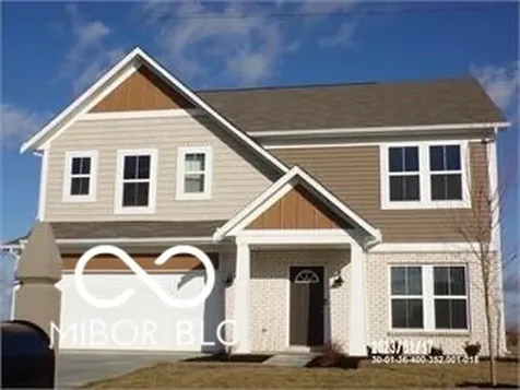 5526 Woods Pointe Drive Mccordsville IN 46055