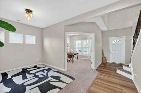 5526 Woods Pointe Drive Mccordsville IN 46055