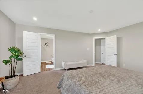 5526 Woods Pointe Drive Mccordsville IN 46055
