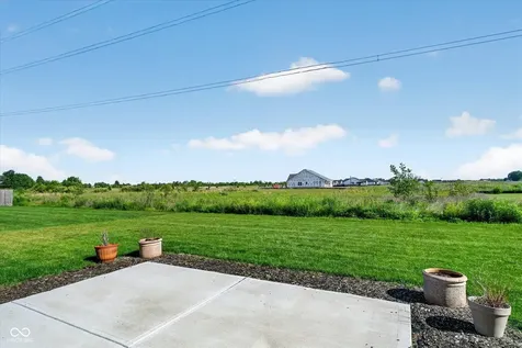 5526 Woods Pointe Drive Mccordsville IN 46055