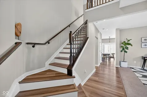 5526 Woods Pointe Drive Mccordsville IN 46055