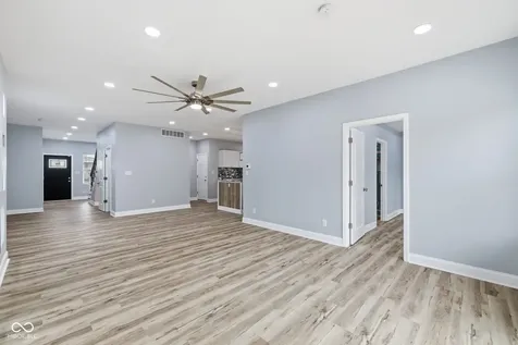 2318 E Brookside Avenue Indianapolis IN 46218