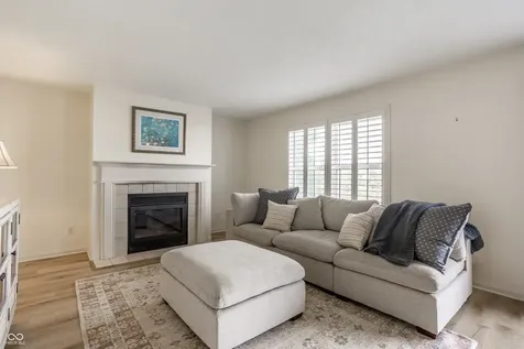 2454 Ring Necked Drive Indianapolis IN 46234