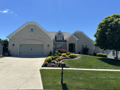 1135 Wyndham Way Greenwood IN 46142