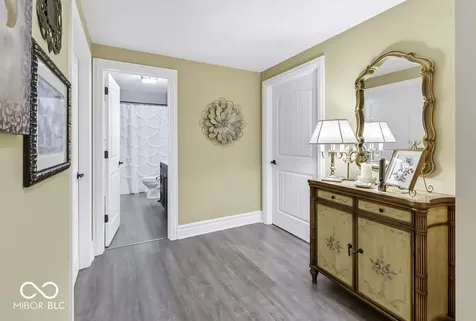 1135 Wyndham Way Greenwood IN 46142