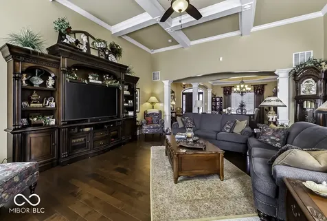 1135 Wyndham Way Greenwood IN 46142