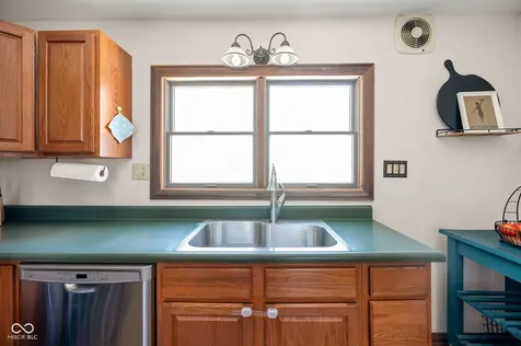 6157 Primrose Avenue Indianapolis IN 46220