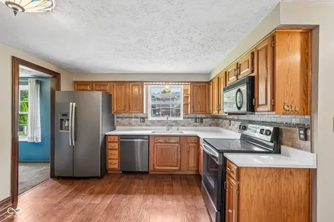 8431 Duncaster Court Indianapolis IN 46256