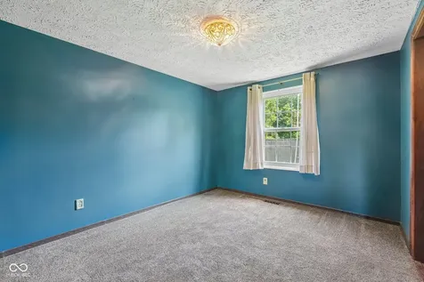 8431 Duncaster Court Indianapolis IN 46256