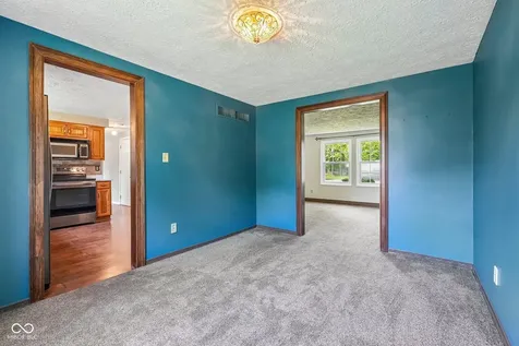 8431 Duncaster Court Indianapolis IN 46256