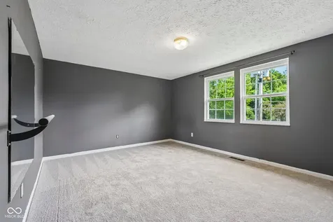 8431 Duncaster Court Indianapolis IN 46256