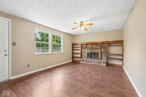 8431 Duncaster Court Indianapolis IN 46256